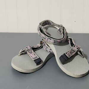 EUC Teva Original Universal Mosaic Pink & Grey Sandals Women's Size 10 1003987